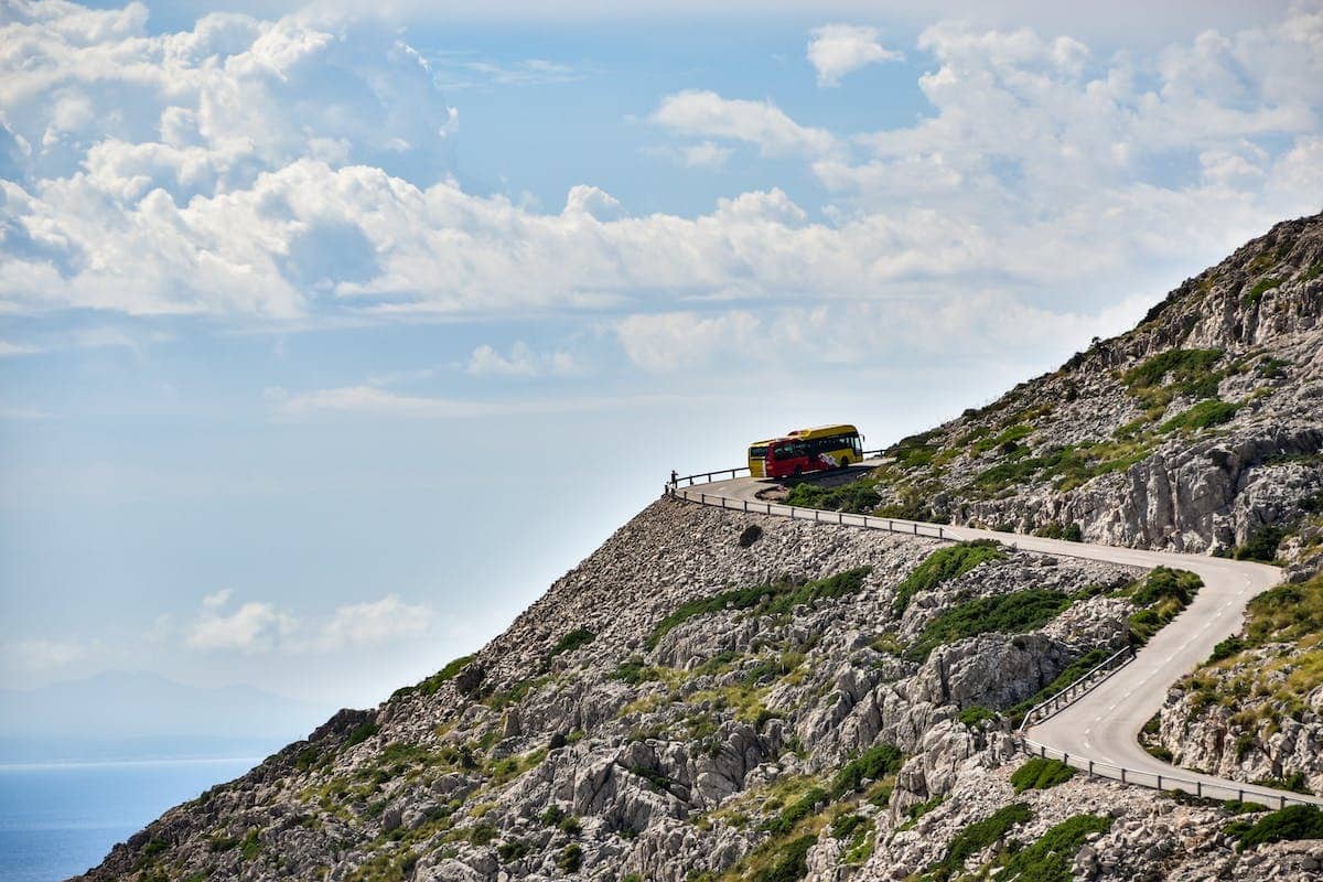 Les routes à éviter absolument lors de votre voyage en France